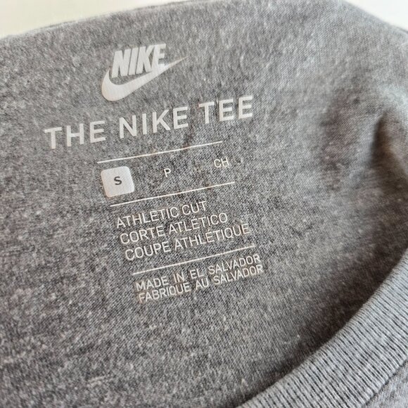 Nike T Shirt Mens Small Grey Graphic Tee Athletic Cut Sports Camo Logo Work Out - Picture 6 of 7